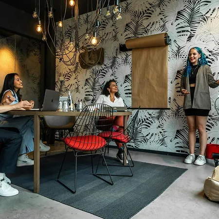 Moxy Utrecht-2